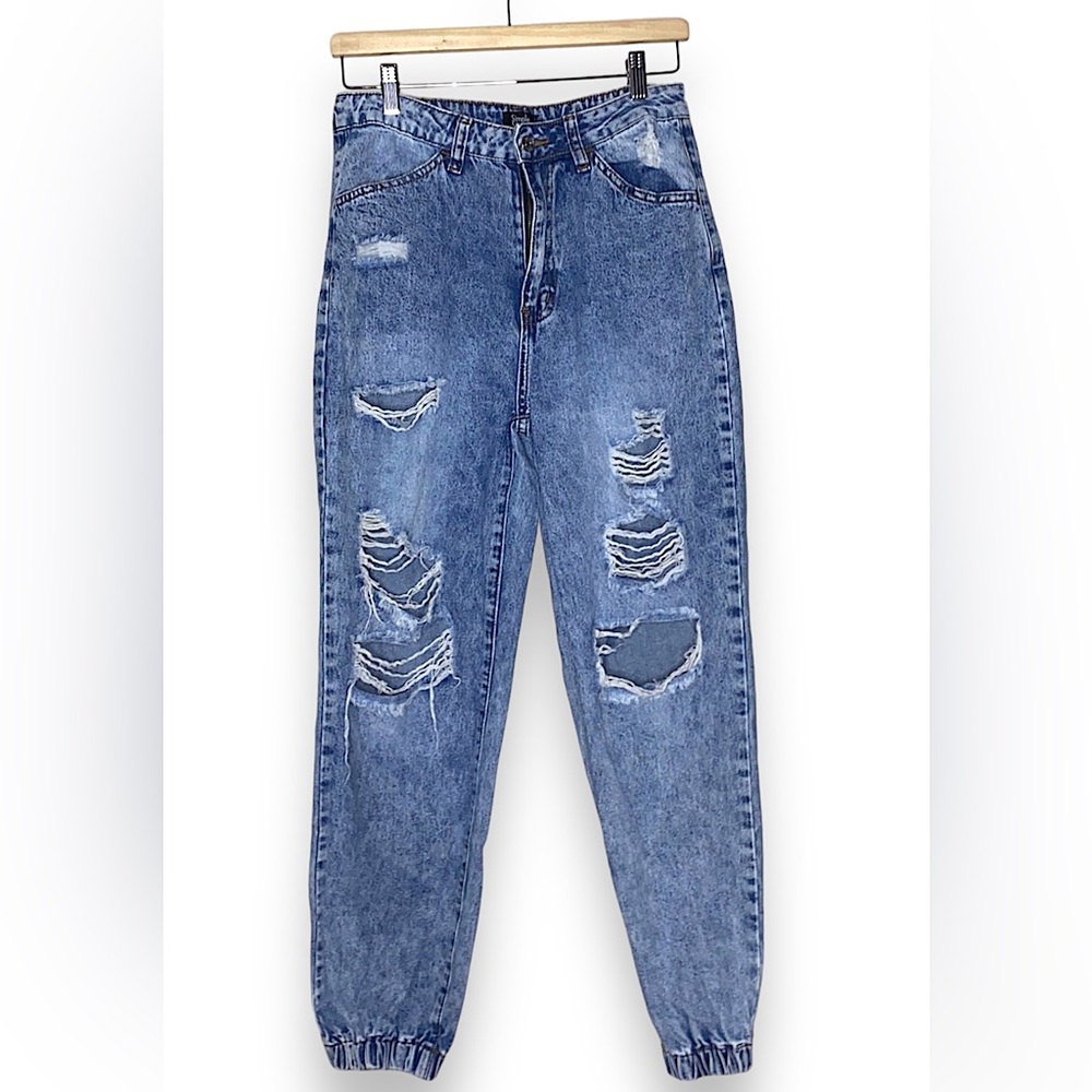 Simple Society acid wash 90’s jogger style jeans